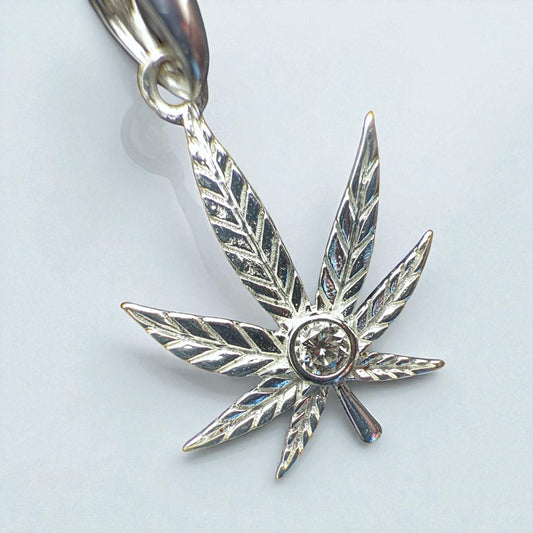 Smoke and Diamondz - 420 Leaf Charm