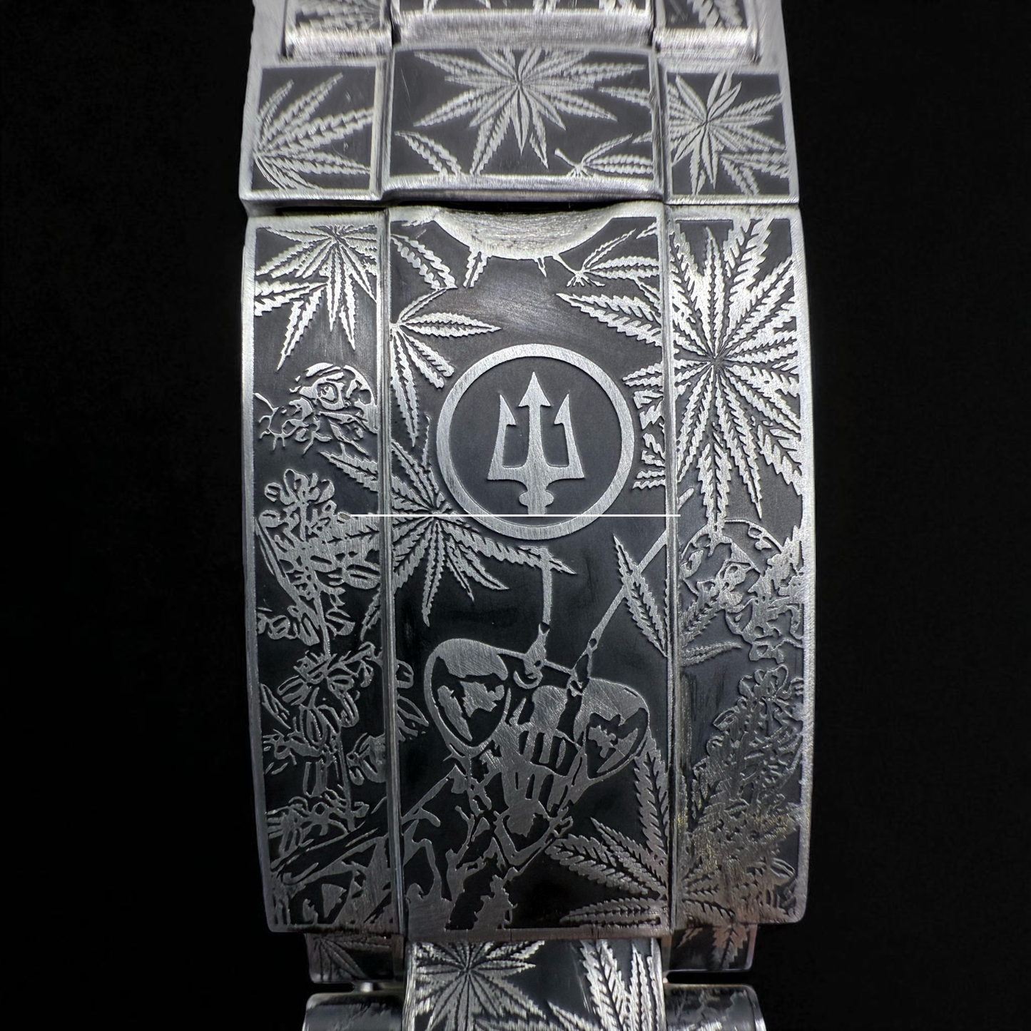 The Genesis Watch by Smoke & Diamondz
