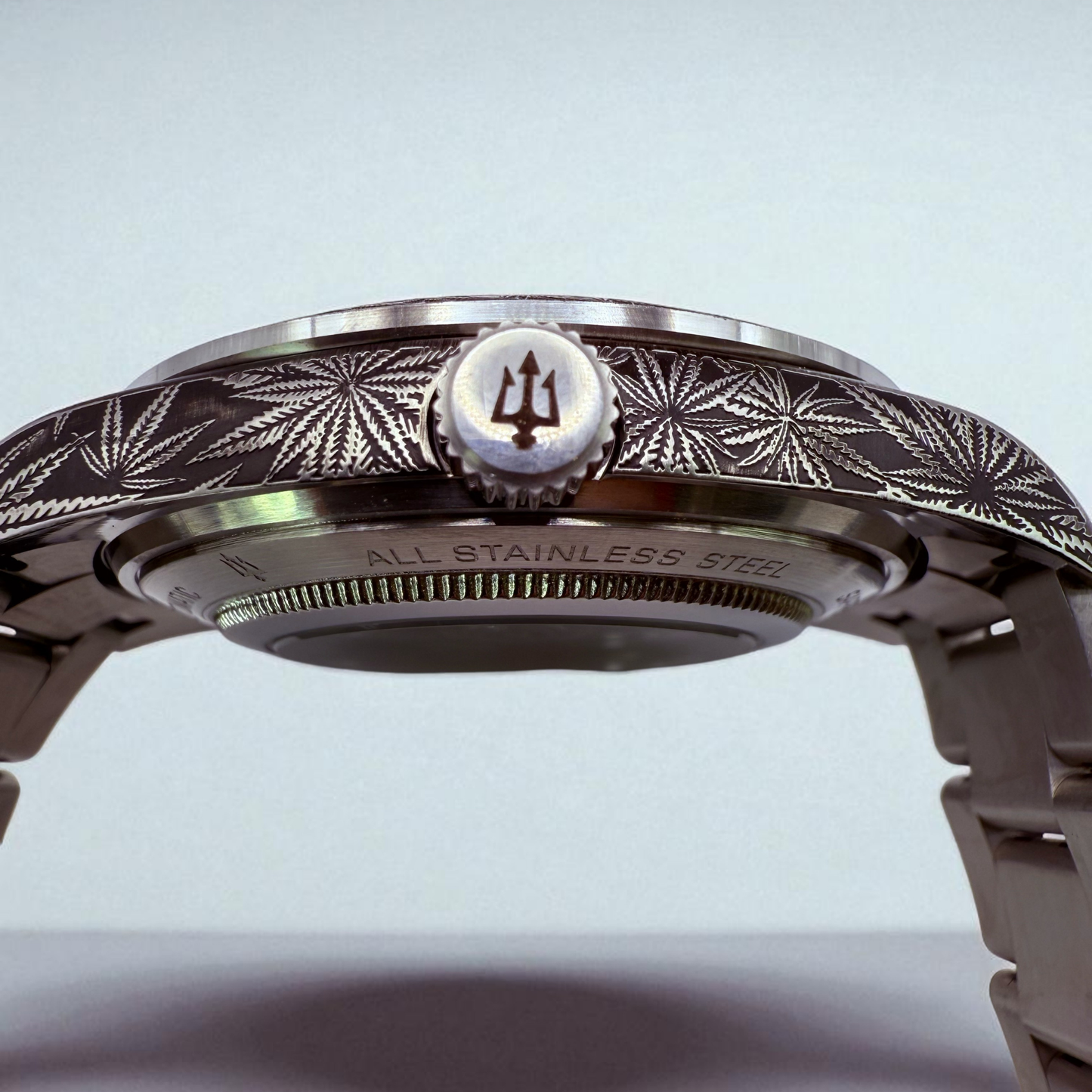 The Genesis Watch by Smoke & Diamondz